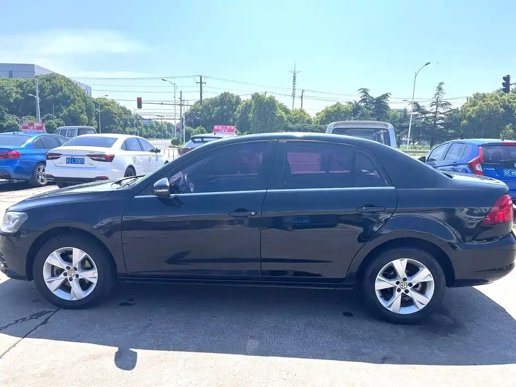Bora Quality Value 1.6 L Auto Comfort