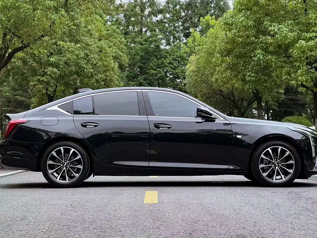 Cadillac CT5 28 T City Sport