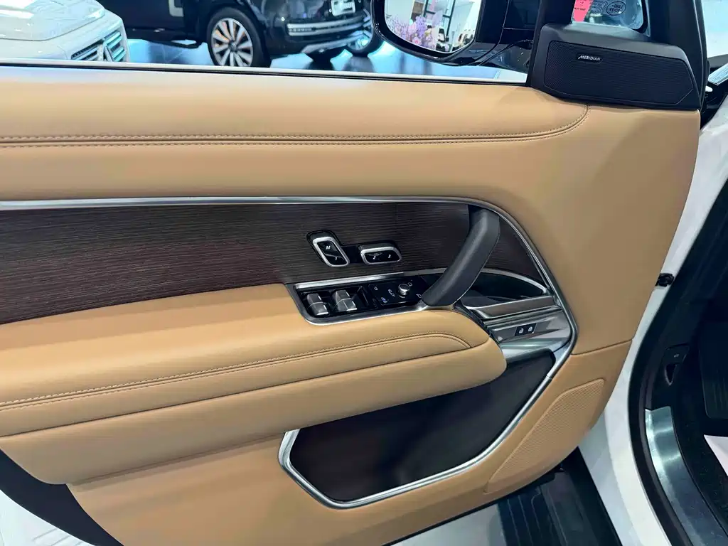 Range Rover 3.0 L6 400 PS Prosperity Extended