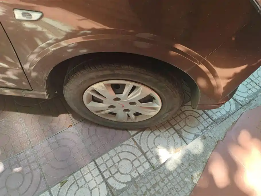 Wuling Hongguang 1.5 L S Basic L2 B