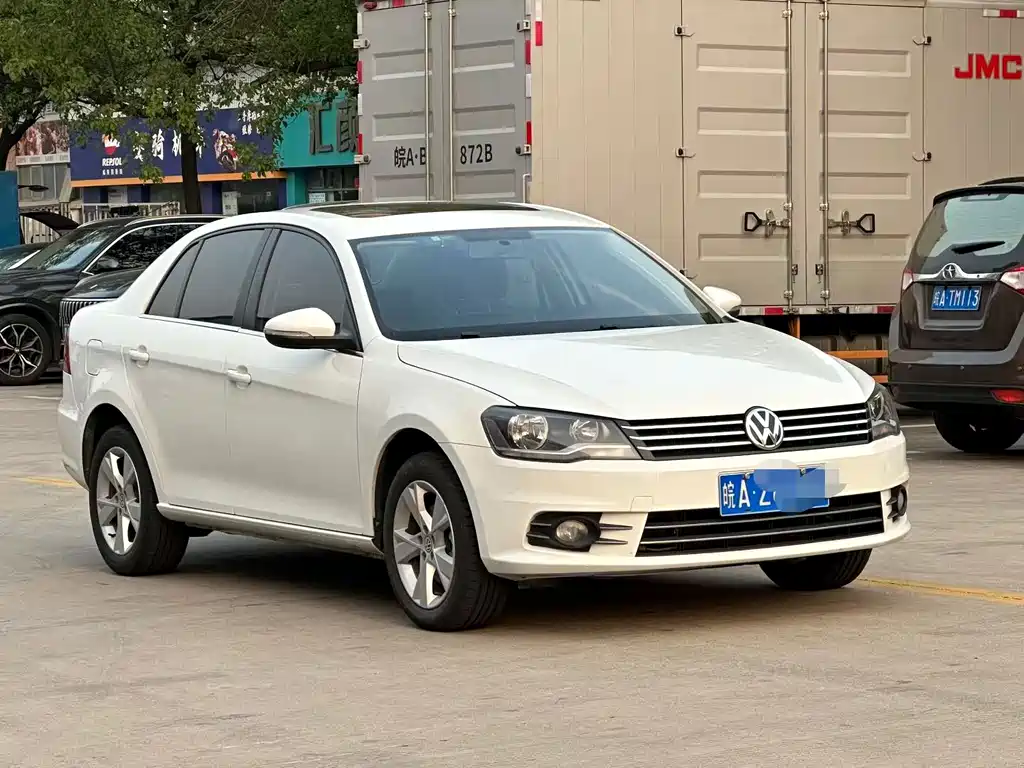 Bora Quality Value 1.6 L Auto Comfort
