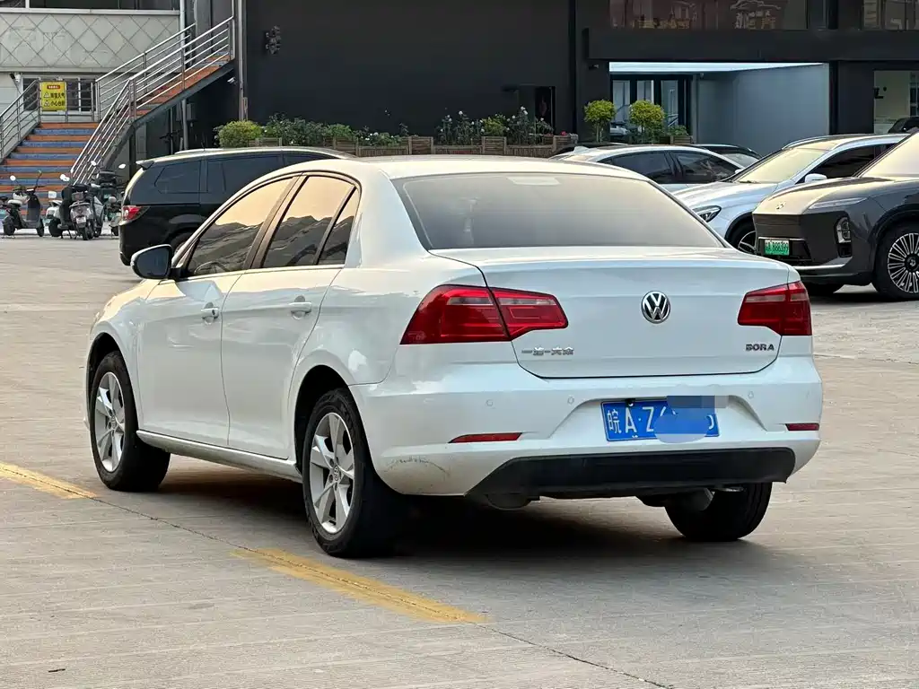 Bora Quality Value 1.6 L Auto Comfort