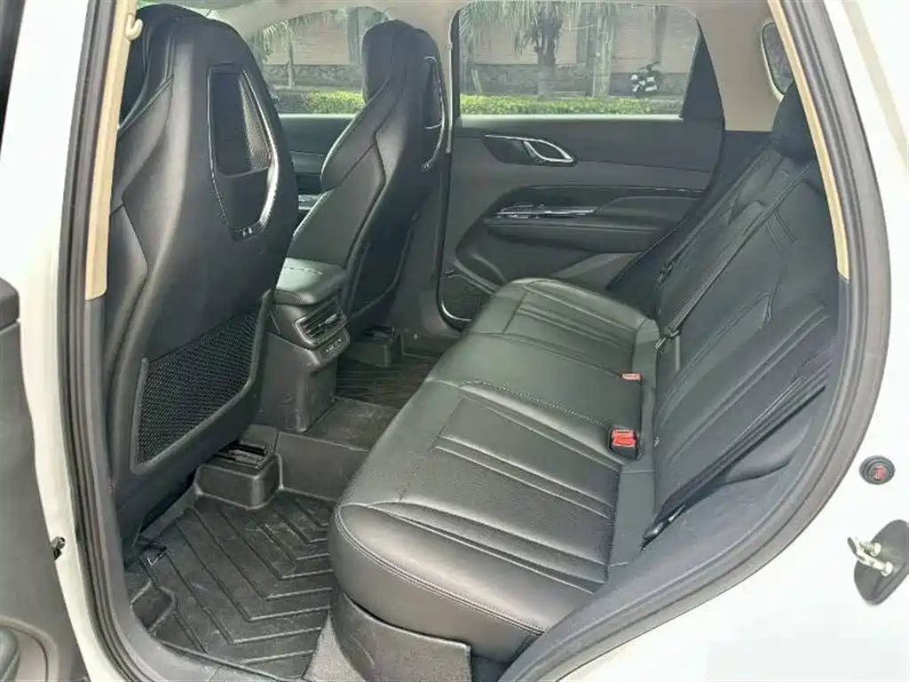 Hongqi HS3 1.5 T 2 WD Good Deed