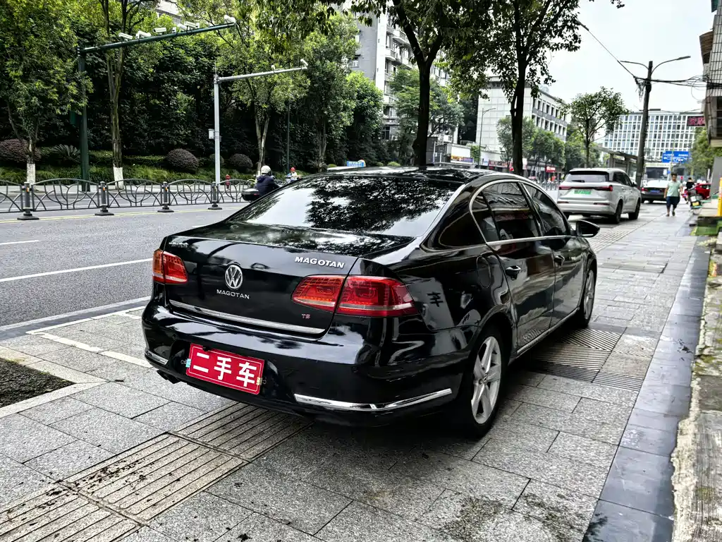 Magotan 迈腾 2012款 改款 2.0 TSI 至尊型