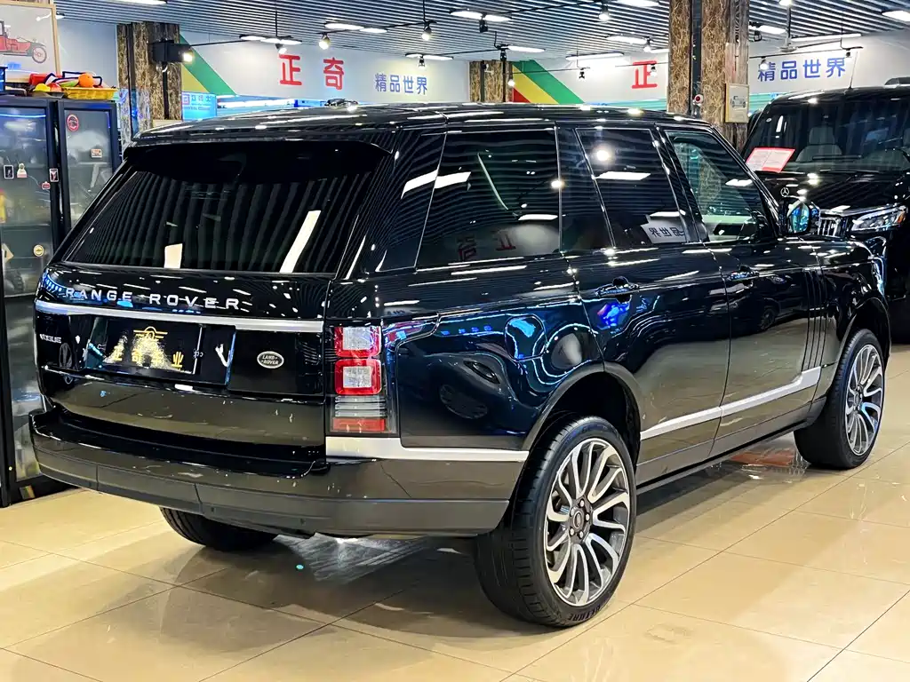 Range Rover 3.0 SC V6 Vogue