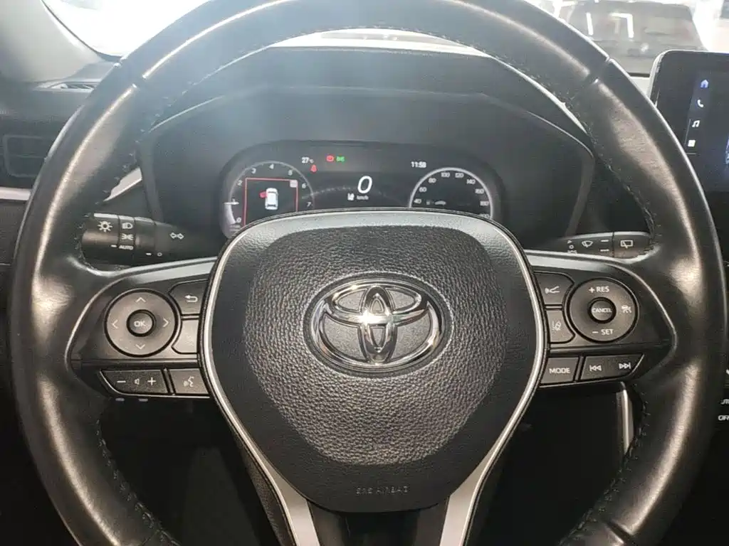 Wildlander 2.0 L CVT 2 WD Luxury PLUS