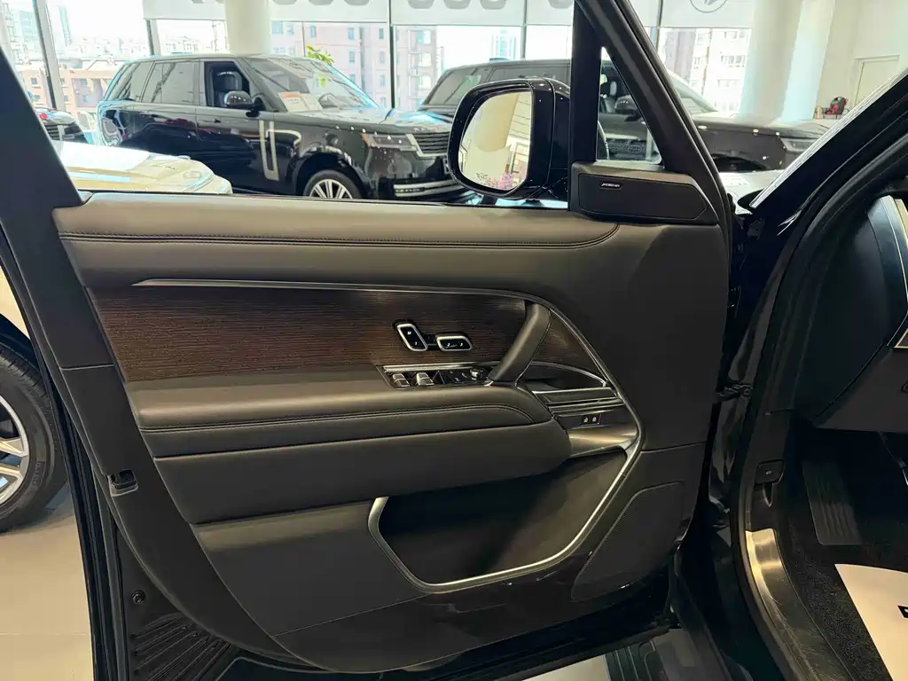 Range Rover 3.0 L6 360 PS Prosperity