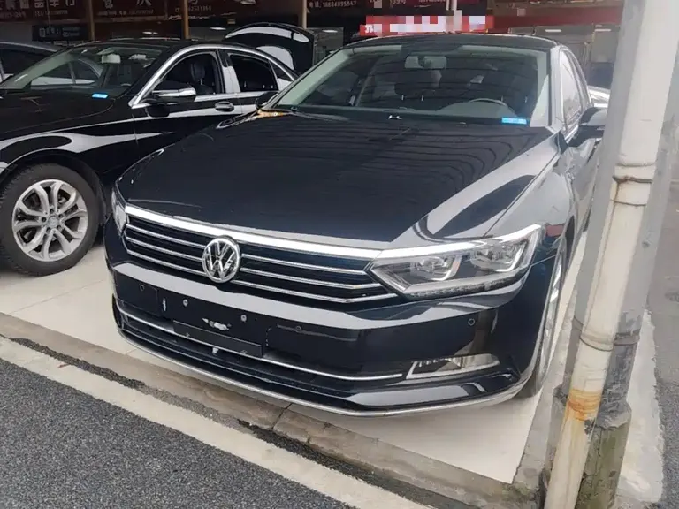 Volkswagen Magotan 330 TSI DSG Leading CN-VI