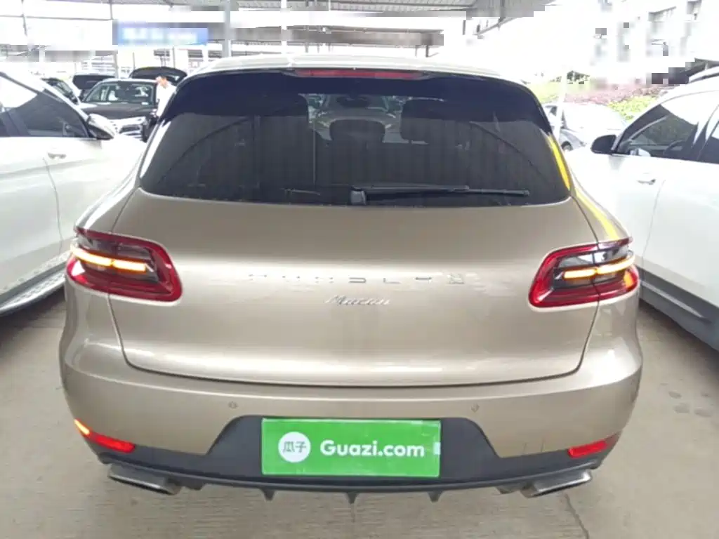 Macan Macan 2.0 T