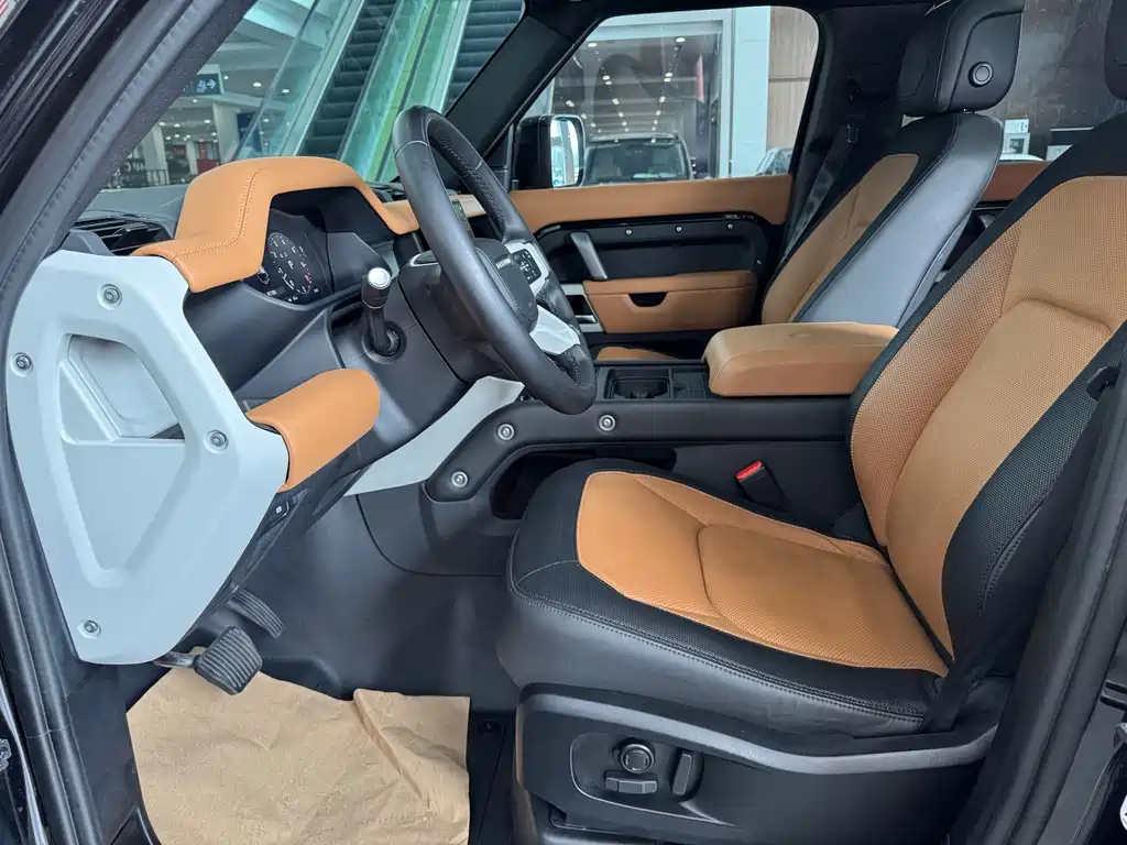 Land Rover Defender 110 3.0 T P400 X-DYNAMIC HSE