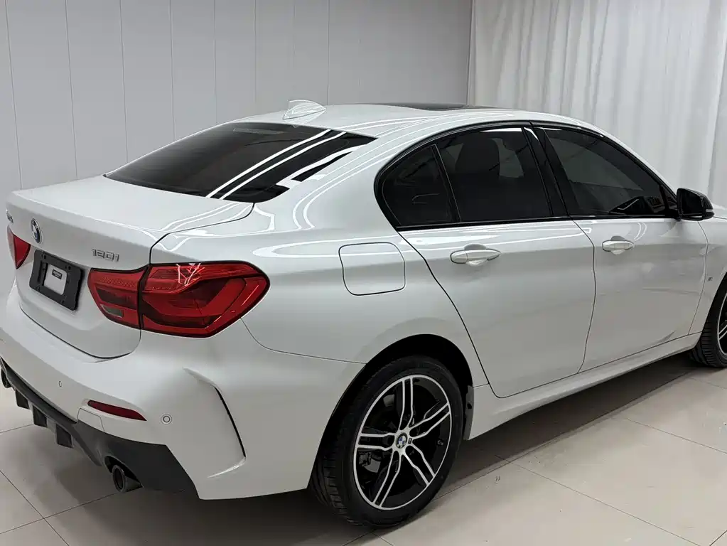 BMW 1 Series 120 i M Sport Night