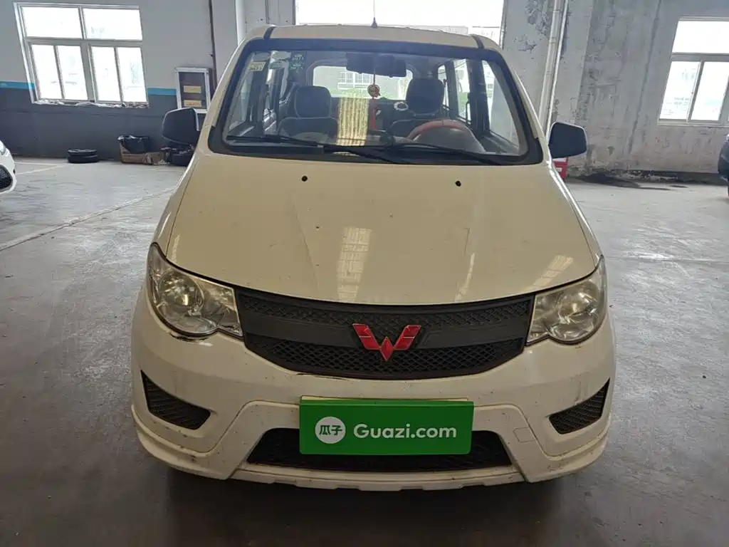 Wuling Hongguang 1.2 L S Basic CN-V