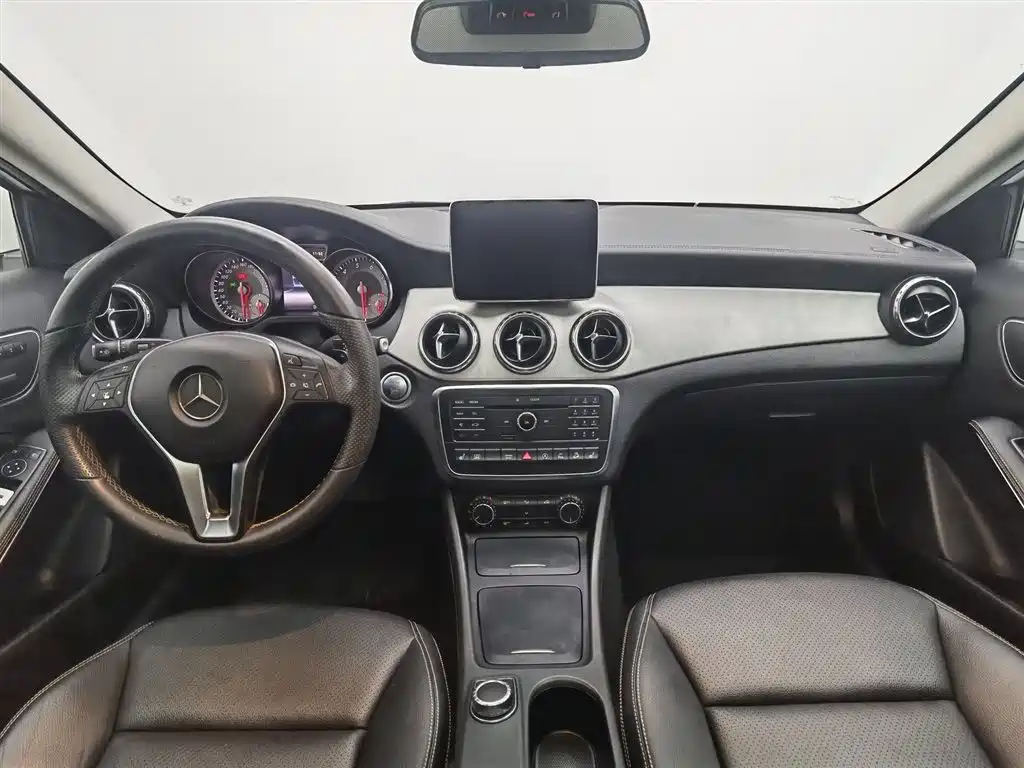 Mercedes-Benz GLA GLA 220 4 MATIC Fashion