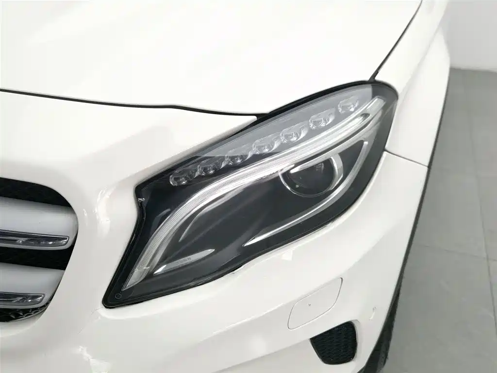 Mercedes-Benz GLA GLA 220 4 MATIC Fashion