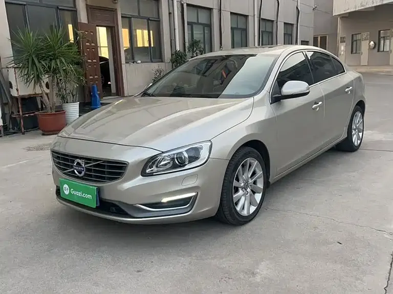 Volvo S60 S60 L T4 Smart Vision