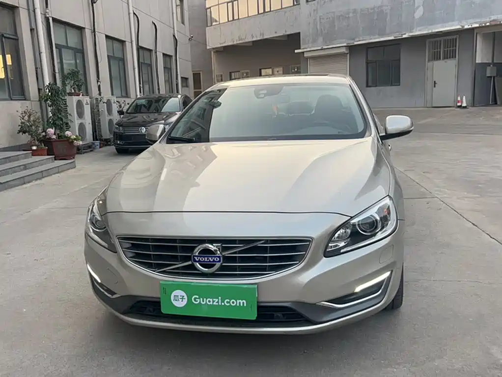 Volvo S60 S60 L T4 Smart Vision