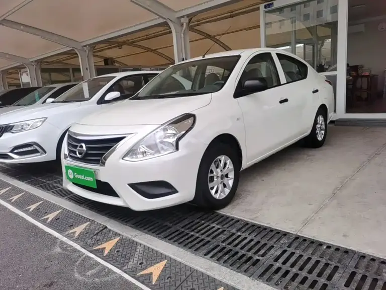 Nissan Sunny 1.5 XE CVT Comfort