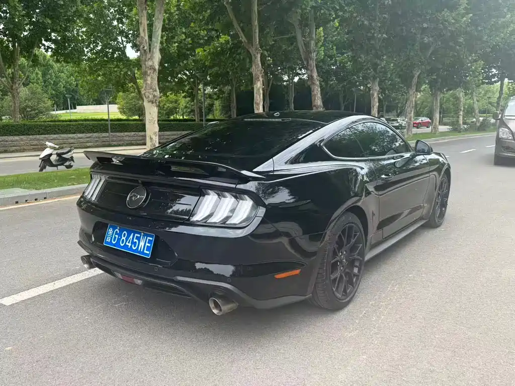 Mustang 2.3 L EcoBoost