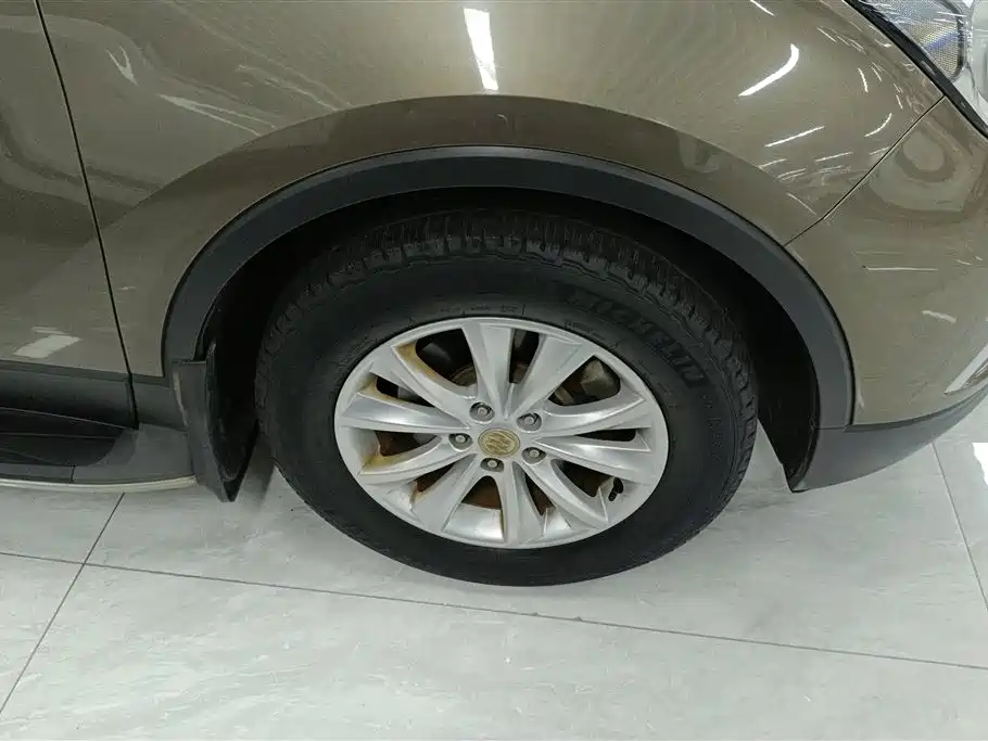 Envision Plus 28 T 4 WD Elite