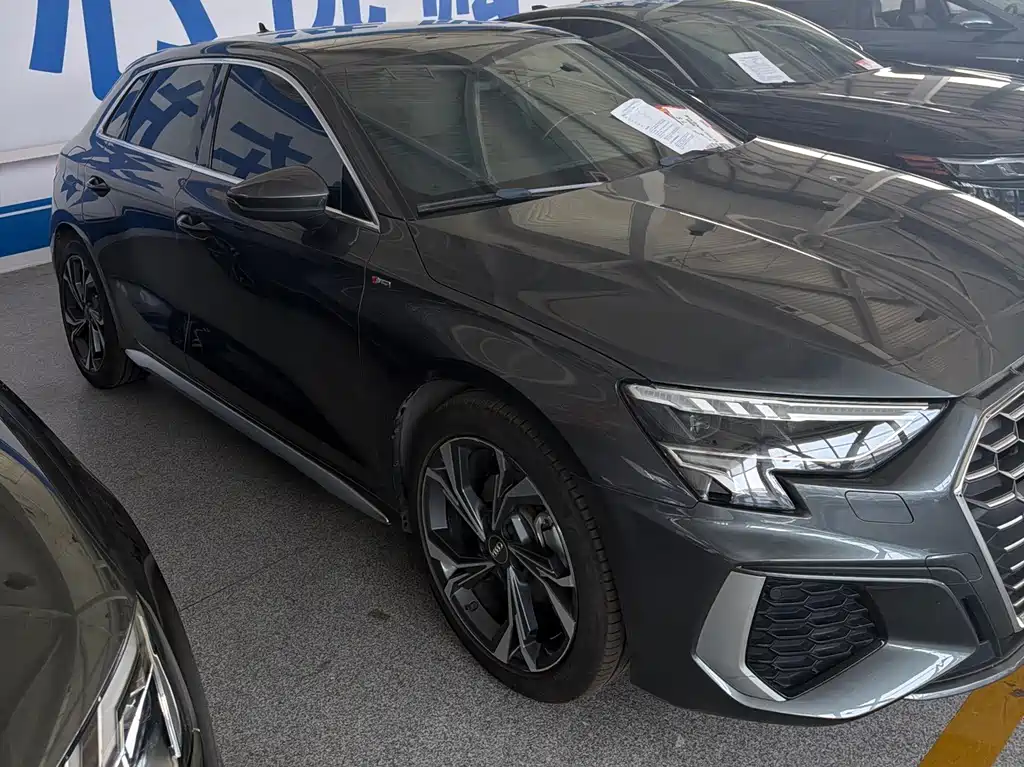 Audi A3 奥迪A3 2021款 Sportback 35 TFSI 豪华致雅型