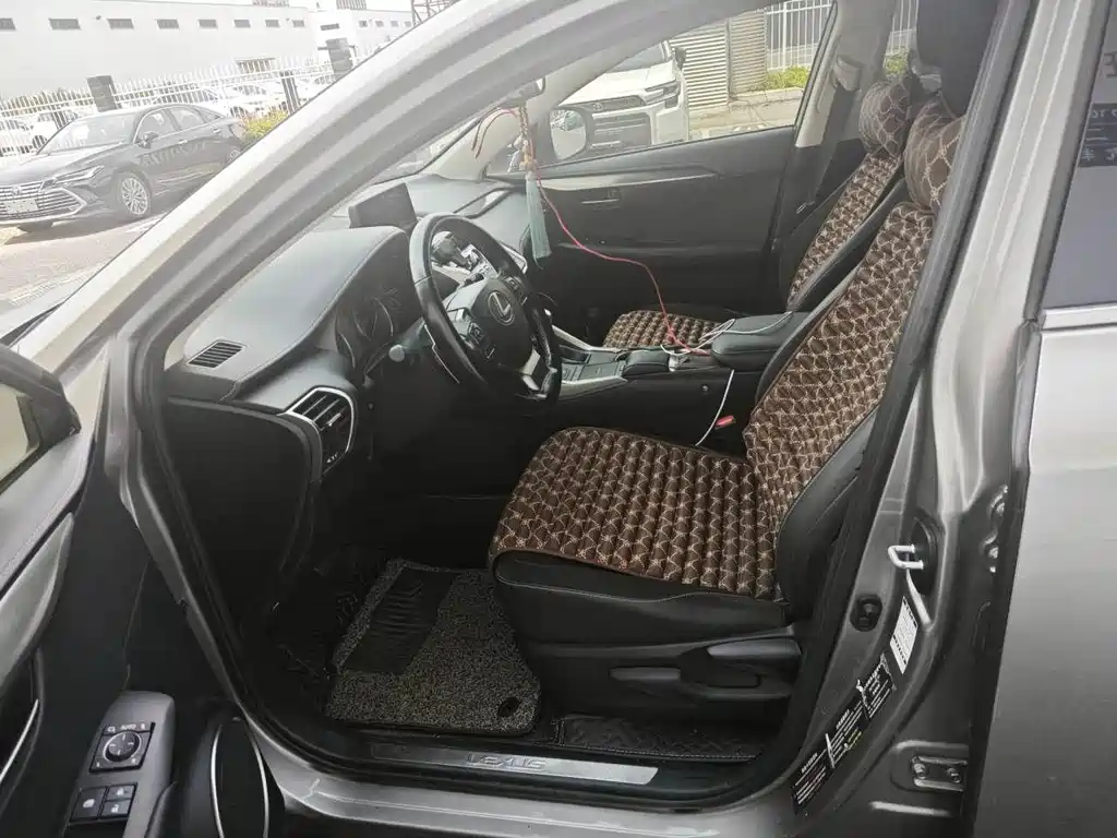 Lexus NX 200 FWD Sharp Travel CN-VI