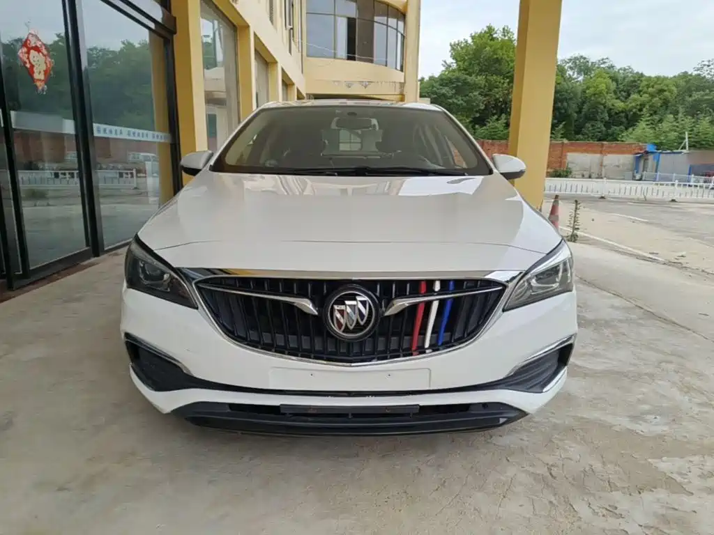 Verano Sedan 20 T DCT Leading