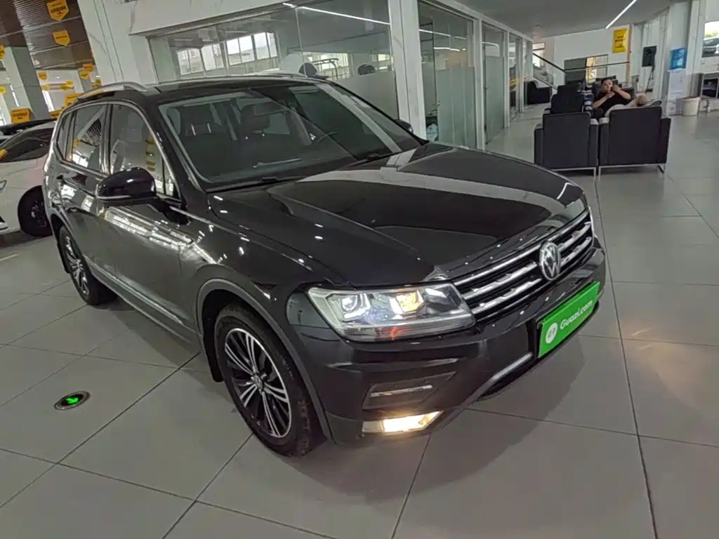 Tiguan L 330 TSI Auto 2 WD Smart Enjoyment