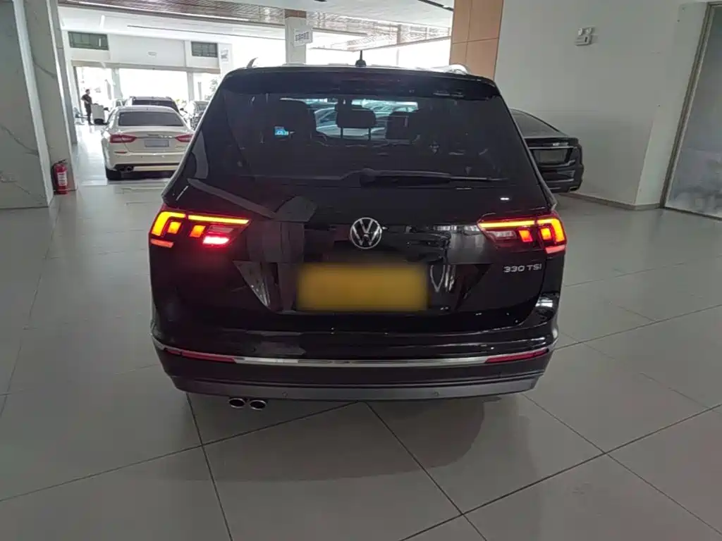 Tiguan L 330 TSI Auto 2 WD Smart Enjoyment