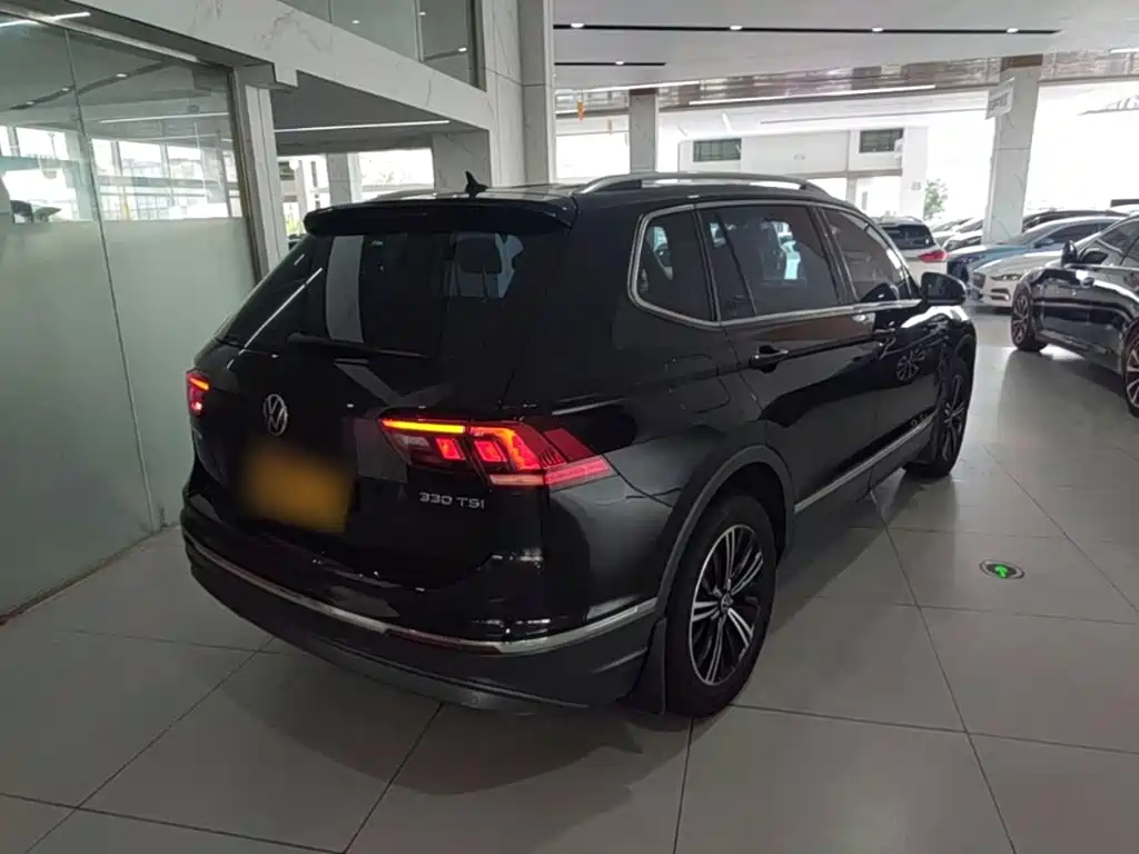 Tiguan L 330 TSI Auto 2 WD Smart Enjoyment