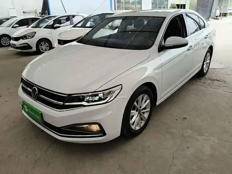 Volkswagen Bora 1.5 L Auto Comfort Connected