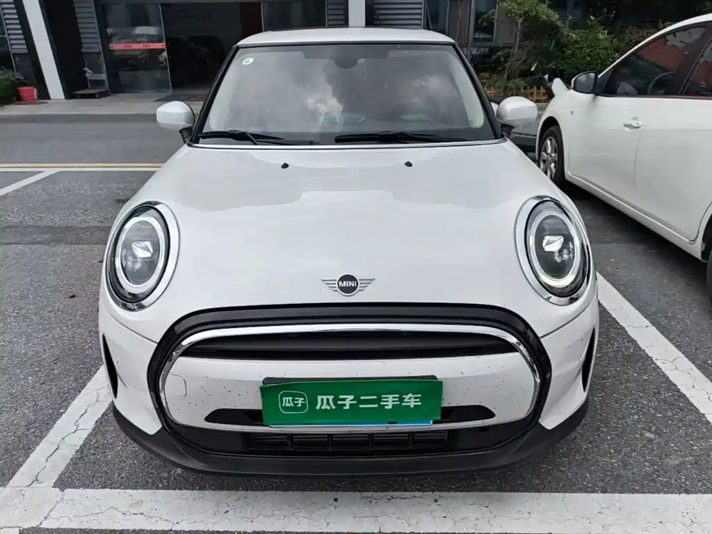 MINI 1.5 T ONE