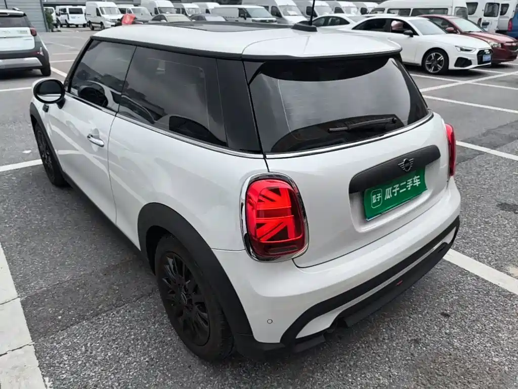 MINI 1.5 T ONE