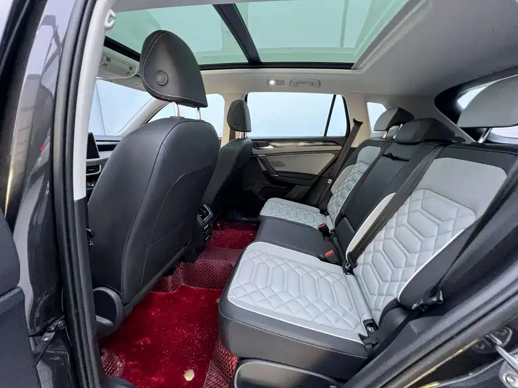 Tayron 280 TSI 2 WD Luxury Plus Advanced