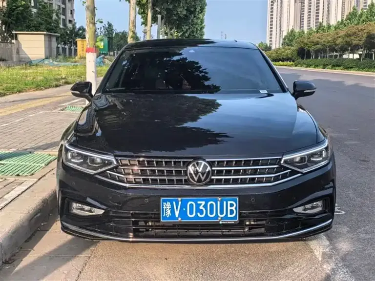 Volkswagen Magotan 200 10 K Public Enjoyment 330 TSI DSG Luxury