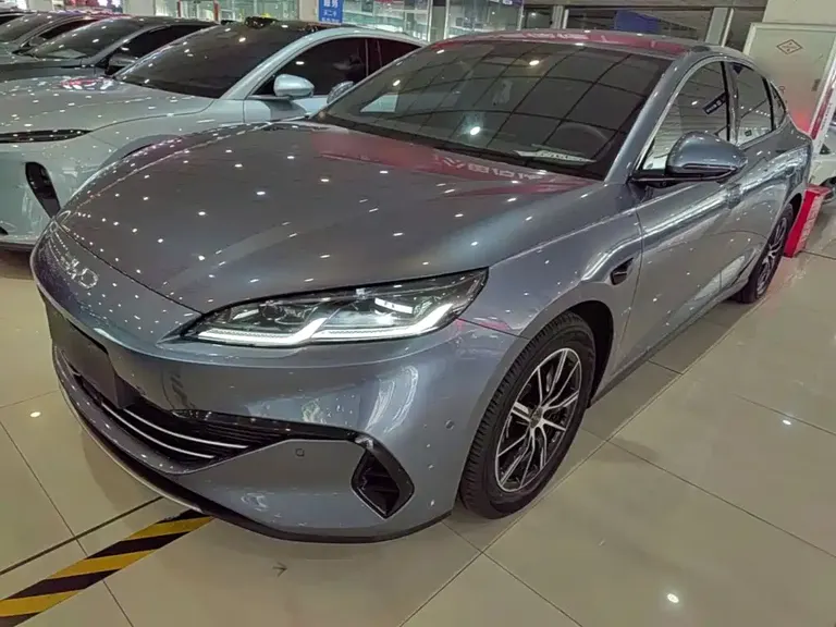 BYD Seal 06 DM-i Smart Drive 120 KM Honored