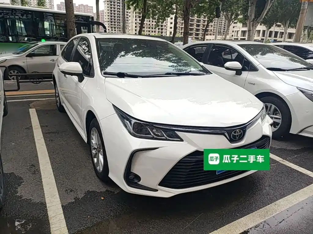 Corolla 1.2 T S-CVT GL-i Luxury