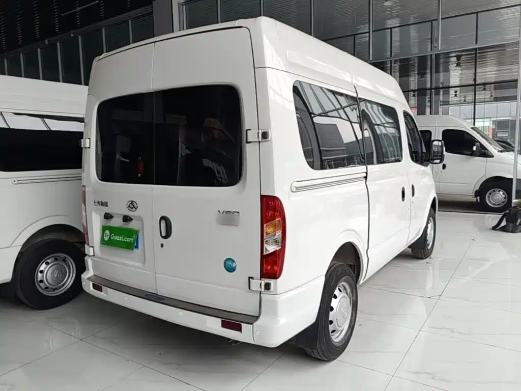 Xintu V80 2.0 T Manual Classic Aoyuntong SWB Mid Roof 5 6-seat