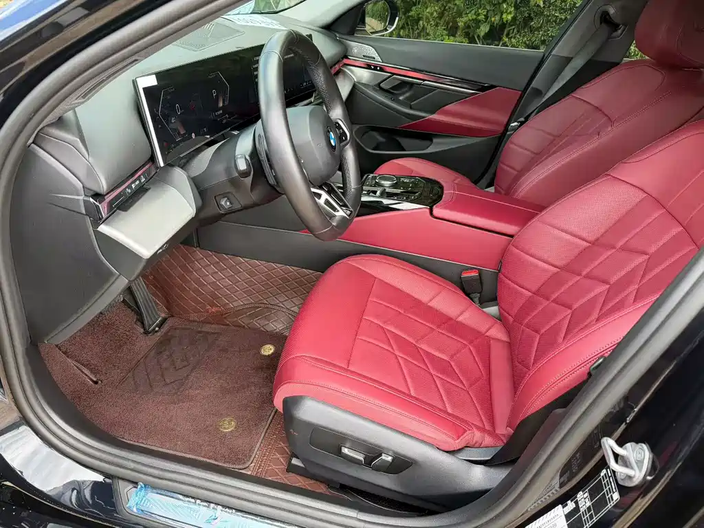 BMW 5 Series 530 Li Leading M Sport Package