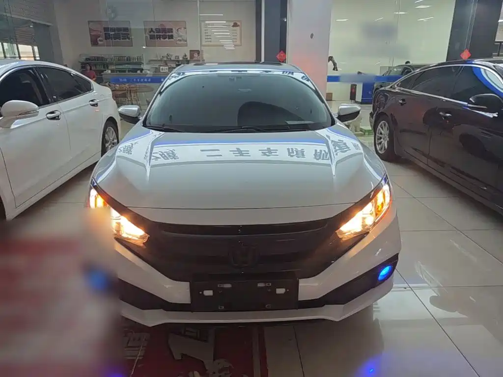 Civic 220 TURBO CVT Ignite Motion CN-VI
