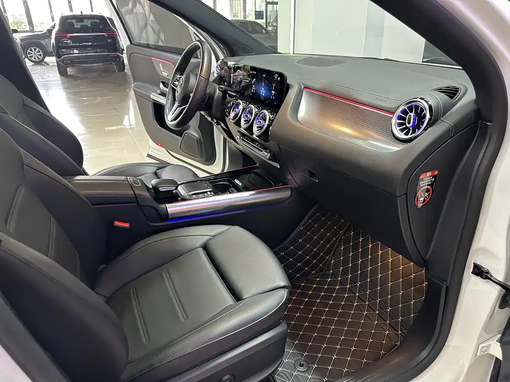 Mercedes-Benz GLA GLA 200