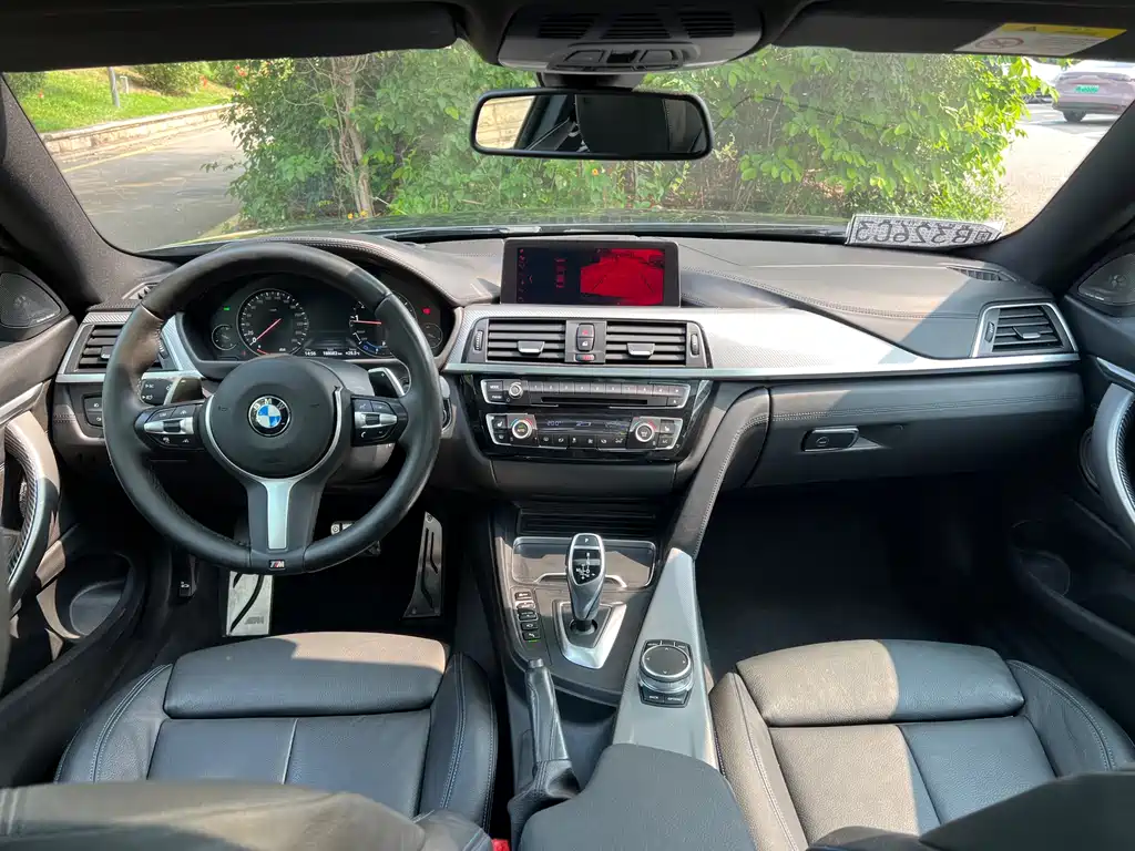 BMW 4 Series 宝马4系 2017款 440 i xDrive M运动套装