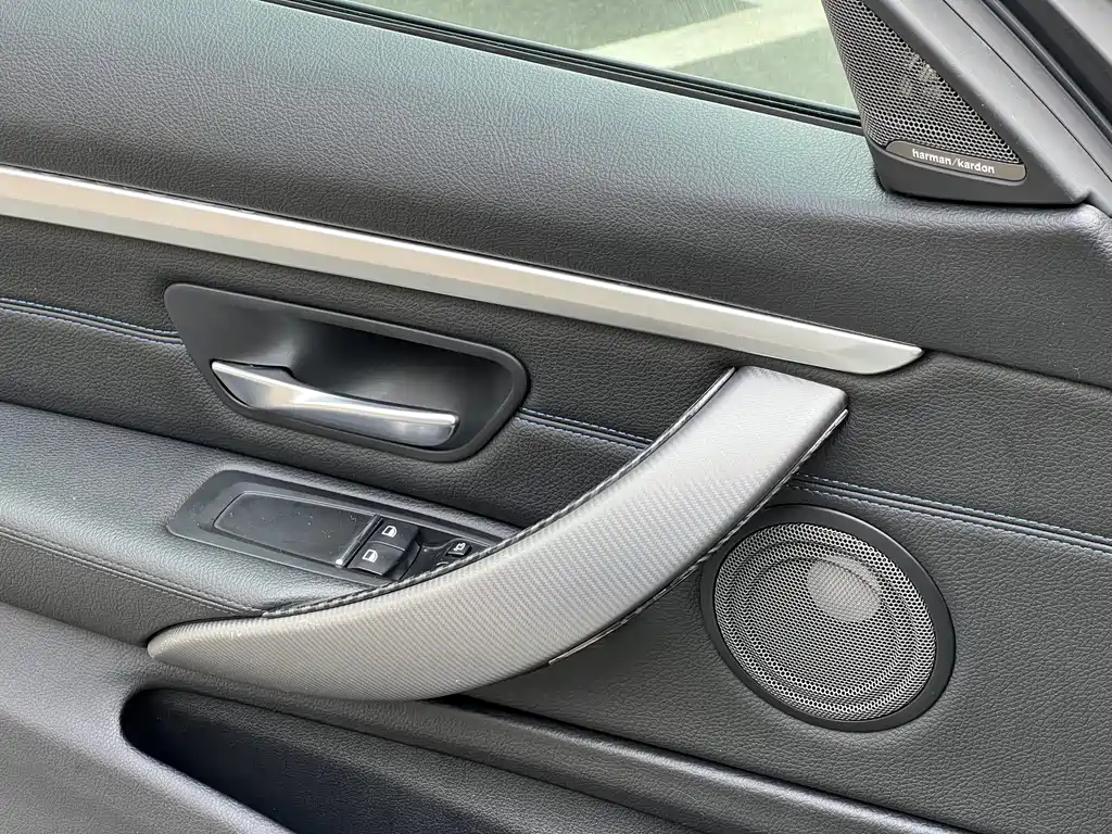 BMW 4 Series 宝马4系 2017款 440 i xDrive M运动套装