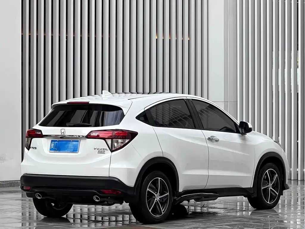 Vezel 220 TURBO CVT Luxury CN-V