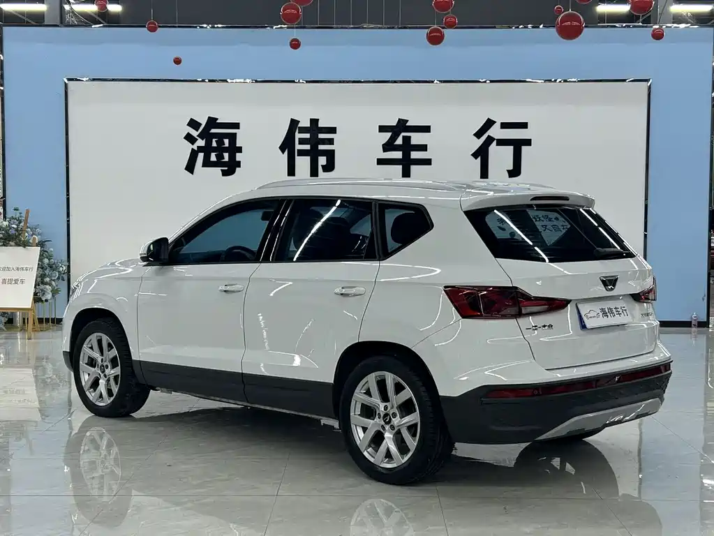 Jetta VS5 280 TSI Auto Progressive