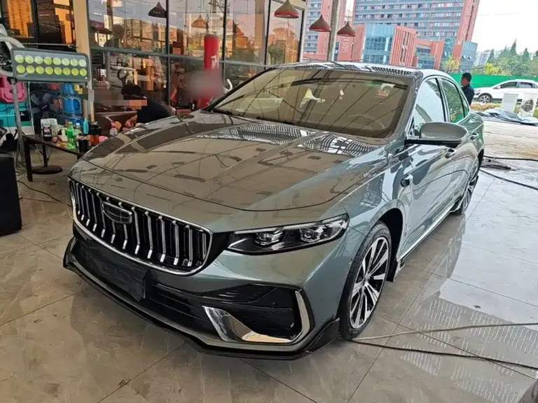 Geely Xingrui 星瑞 2026款 东方曜 2.0 TD 望月版