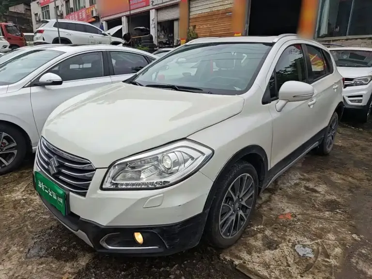 Suzuki S-Cross 锋驭 2015款 1.6 L CVT四驱精英型