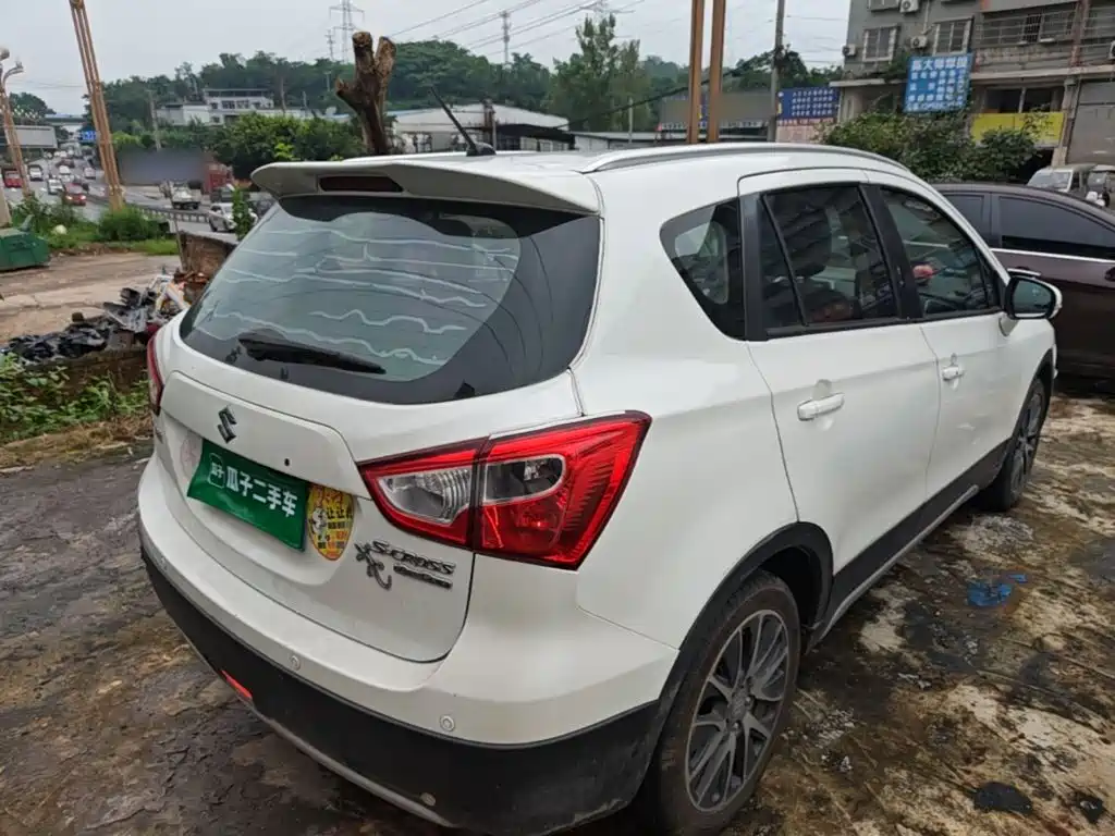 S-Cross 锋驭 2015款 1.6 L CVT四驱精英型