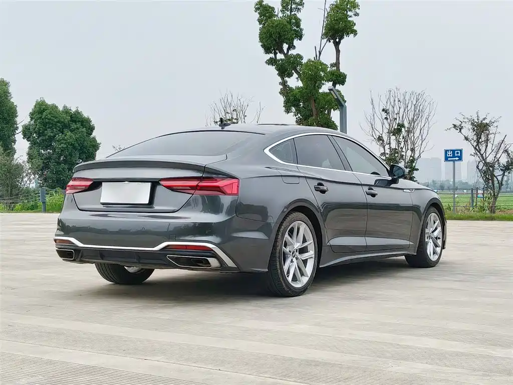 Audi A5 (Import) Sportback 40 TFSI Fashion Elegant