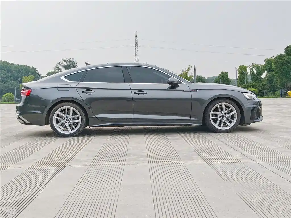 Audi A5 (Import) Sportback 40 TFSI Fashion Elegant