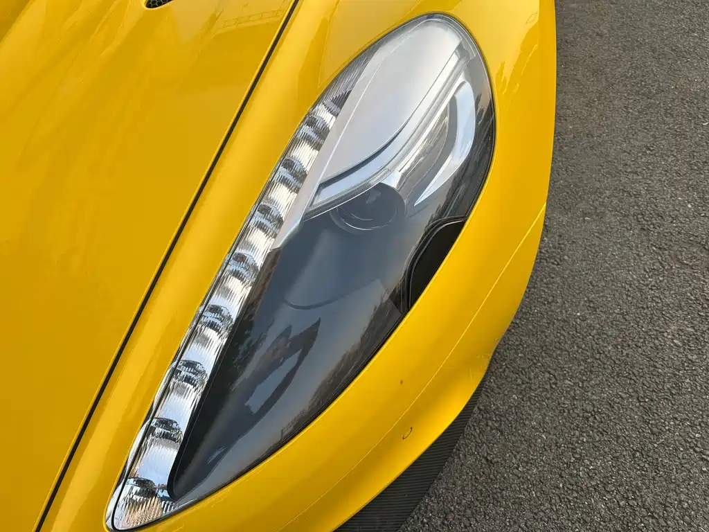 Vanquish Vanquish 2013款 6.0 L 标准型